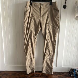 WOMENS DULUTH TRADING COMPANY DRY ON THE FLY PANTS